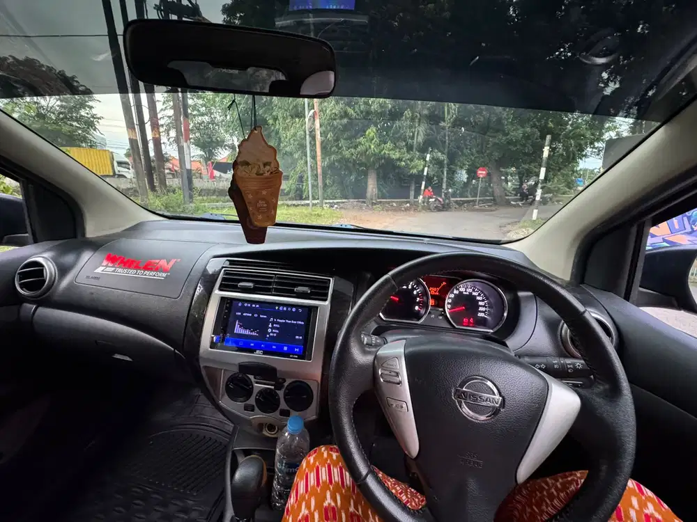 Nissan Grand livina 2015 Bensin