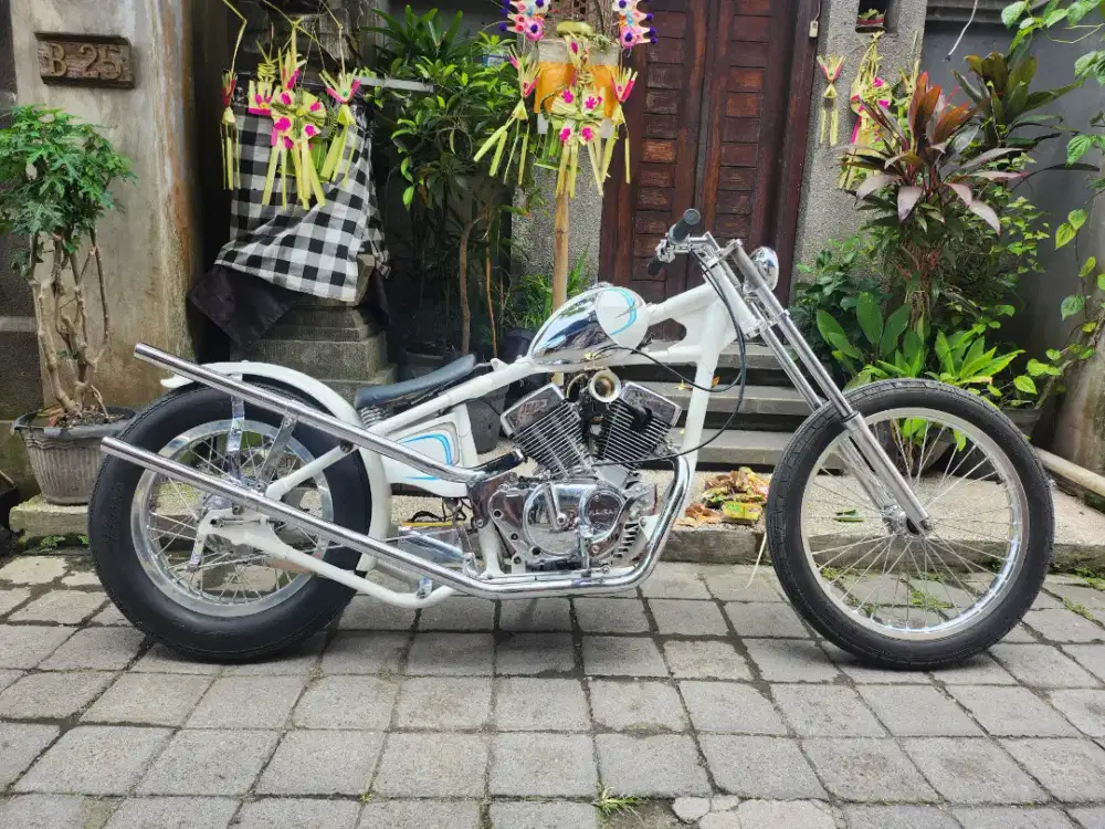 Chopper Kaisar Ruby 250