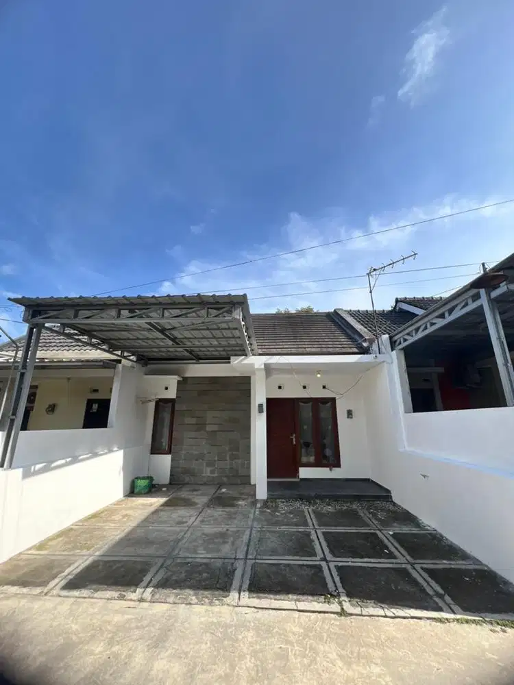 Rumah di kontrakkan lokasi strategis