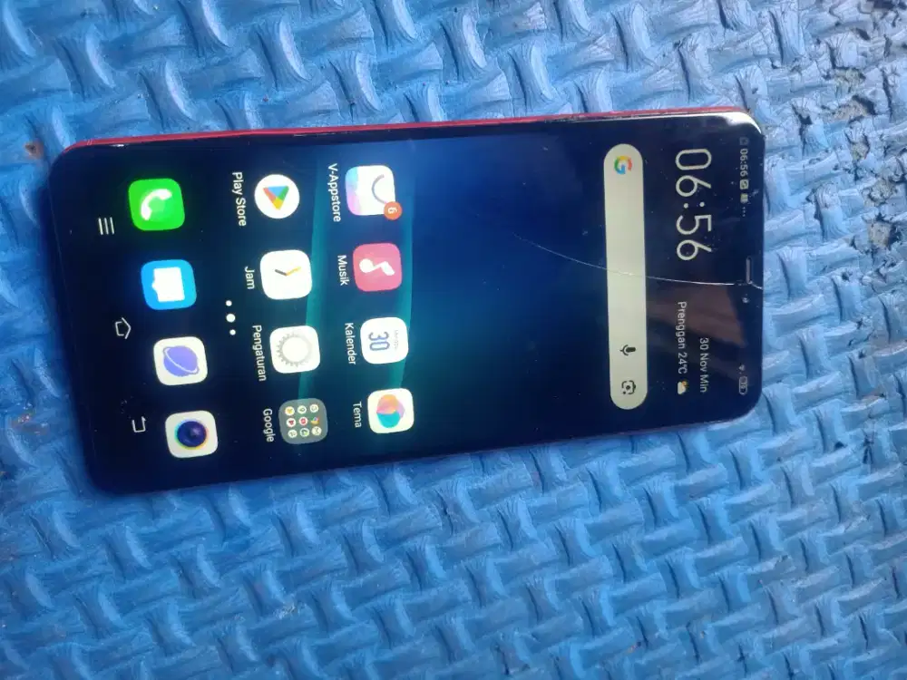 Vivo v9 ram 4/64/4g siap pakai