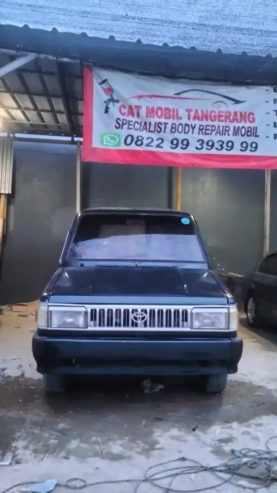 Tukang dempul, cat mobil