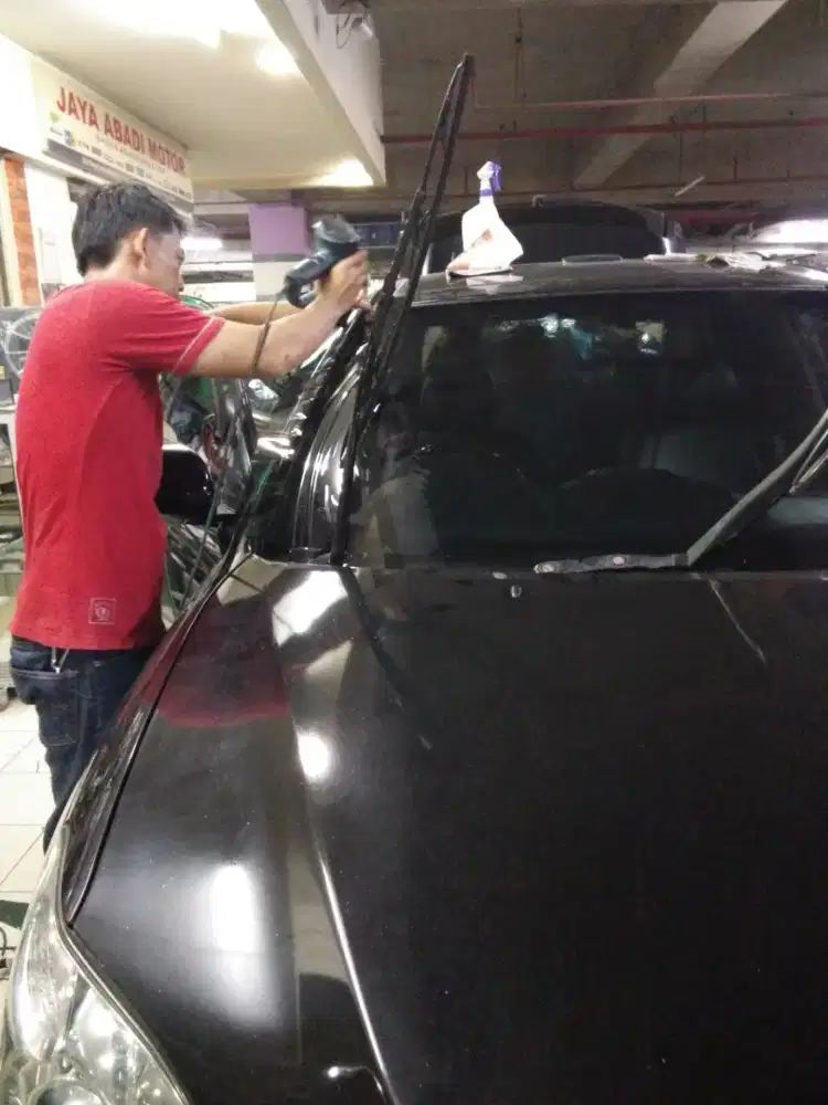 Kaca film siap pesan antar