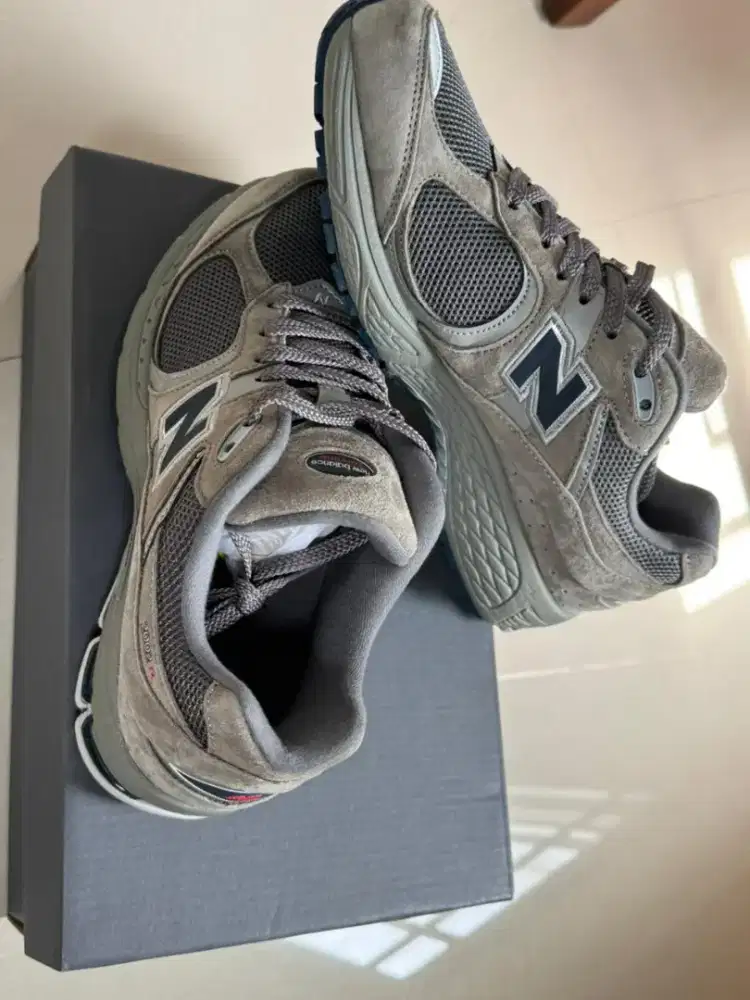 Jual Cepat sepatu New Balance 2002R