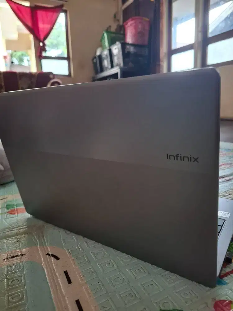 Jual (bekas) Laptop Infinix - Inboox X2 Ram 8 GB (Bonus accessories)