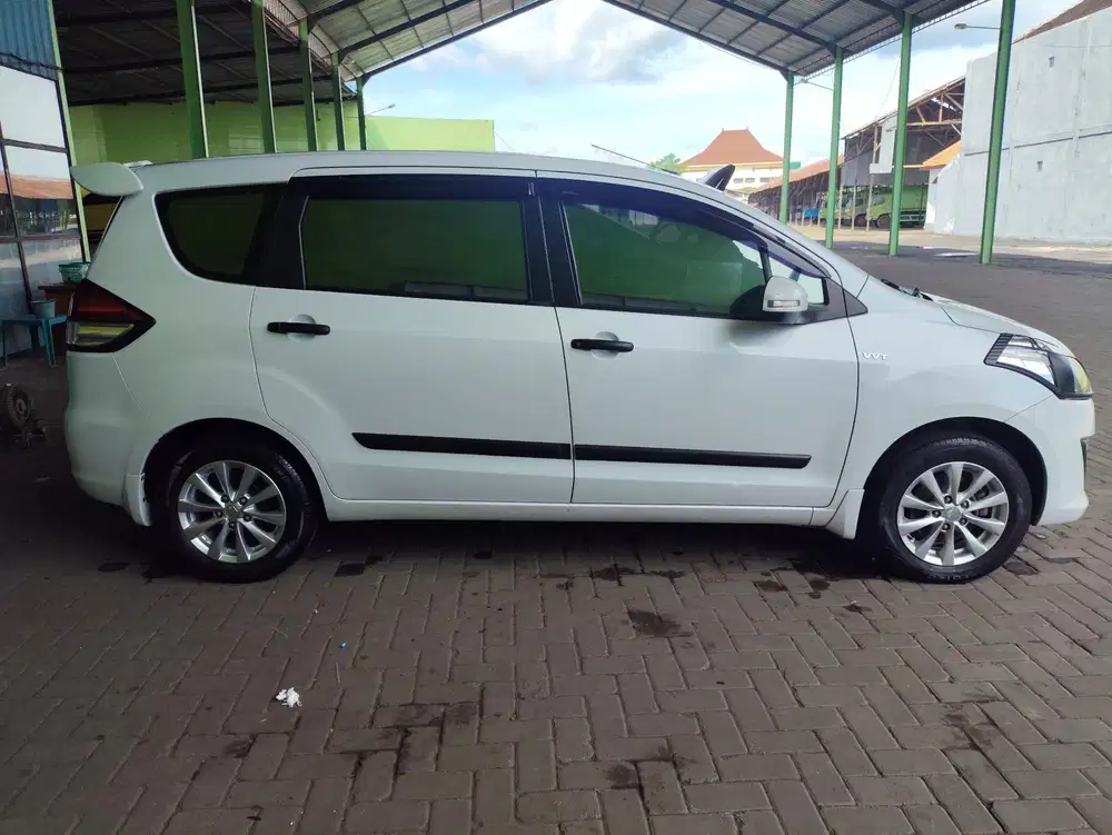 Suzuki Ertiga 2015 Bensin