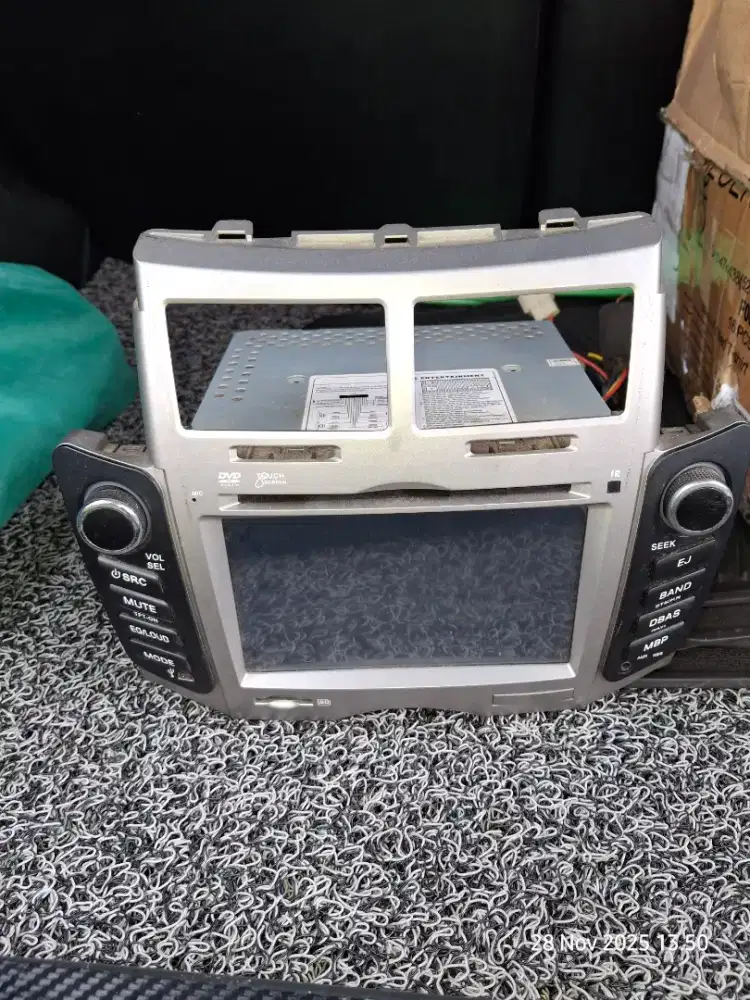 Head unit original Yaris bakpao