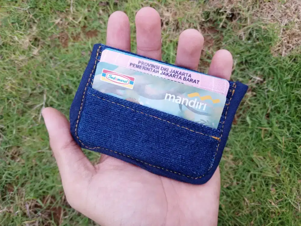 [UPCYCLING] CARD HOLDER WALLET FROM JEANS
