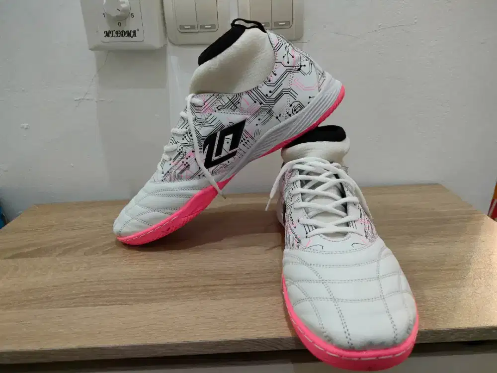 Sepatu Futsal Fromzero Size 43 Like New