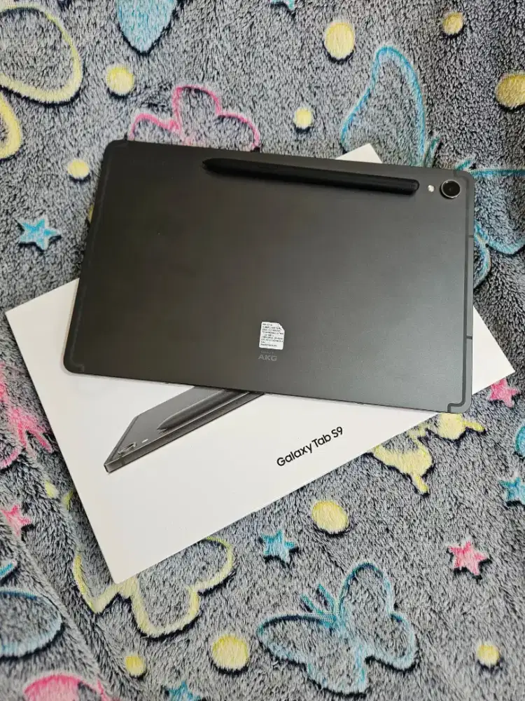 Samsung galaxy tab S9 wifi only  8/128gb fullset resmi indonesia