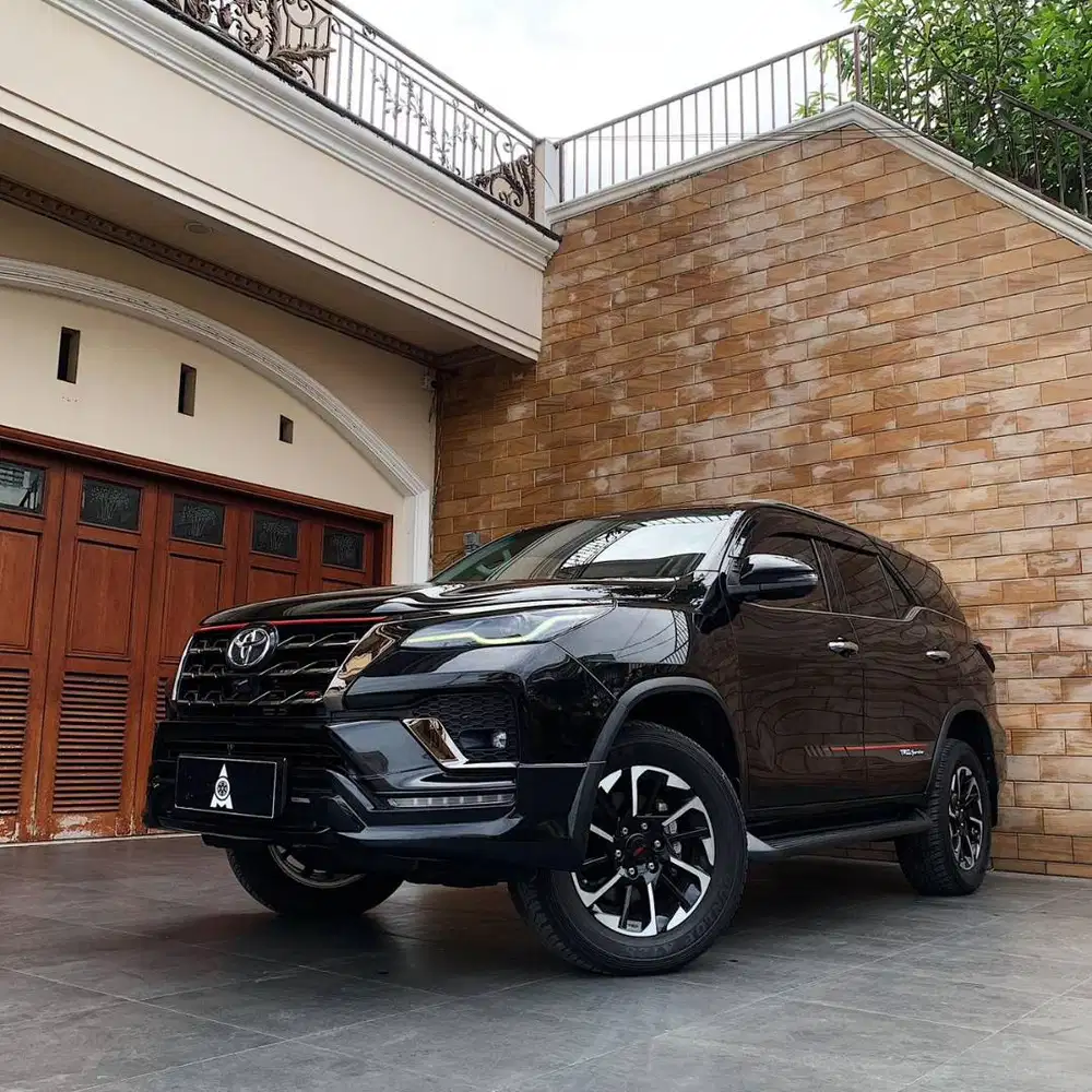 Toyota Fortuner Type 2.4 TRD Sportivo A/T Facelift Tahun 2020