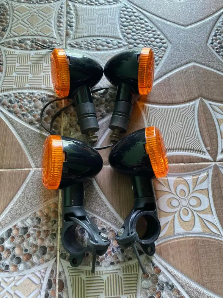 Lampu sen Benelli Patagonian Eagle 250