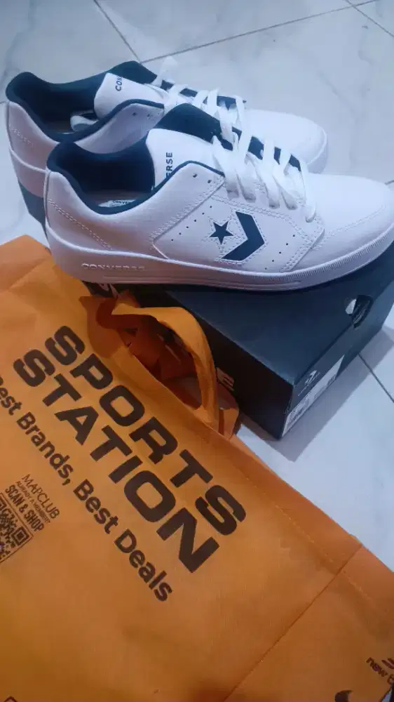 Converse size 42 Baru bukan second
