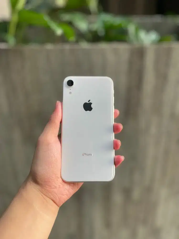 iPhone XR 128GB Nominus