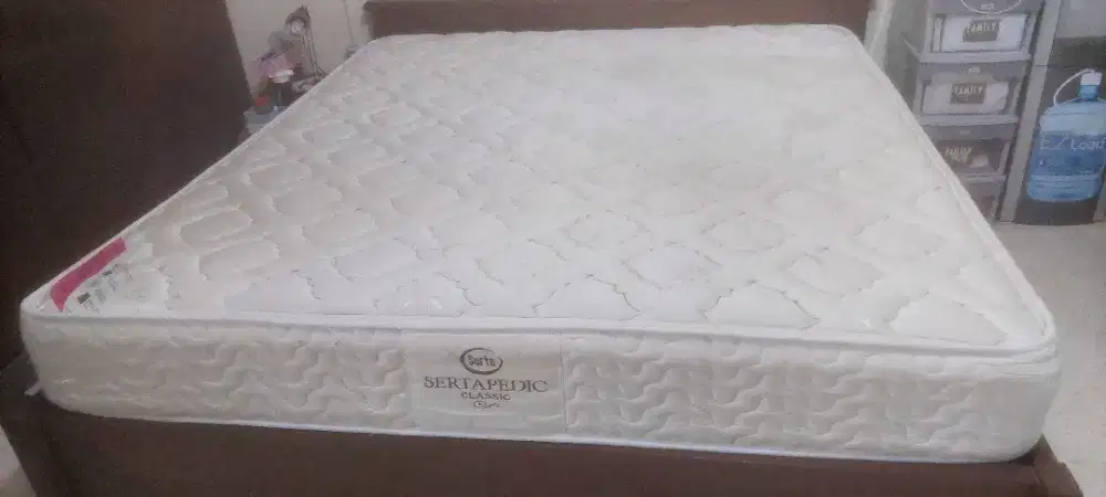 Kasur springbed king size 180x200 merk SERTA bonus Topper merk ELITE