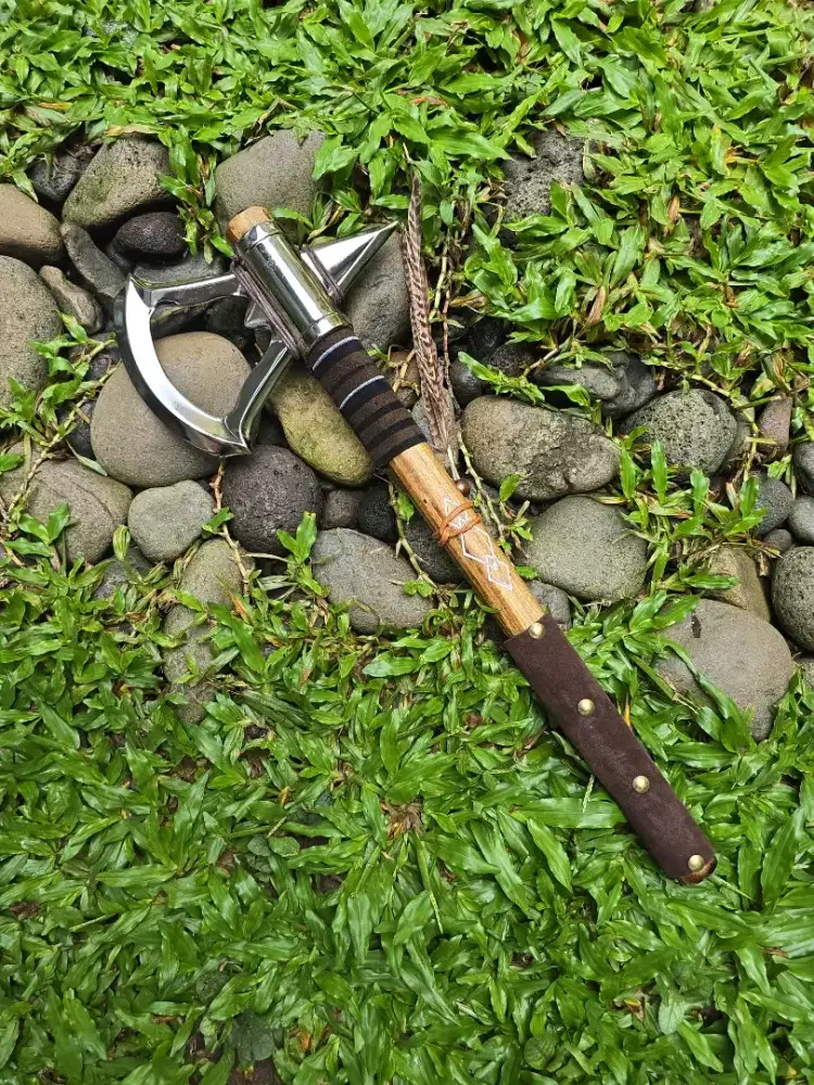 Kapak replika film Connor war axe Assasin's creed 3