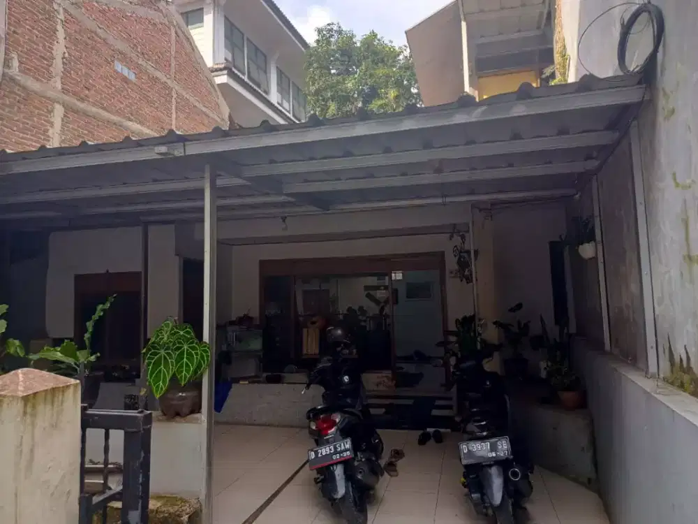 Di Jual Rumah (Dekat kampus AKZI & ANALIS KESEHATAN)