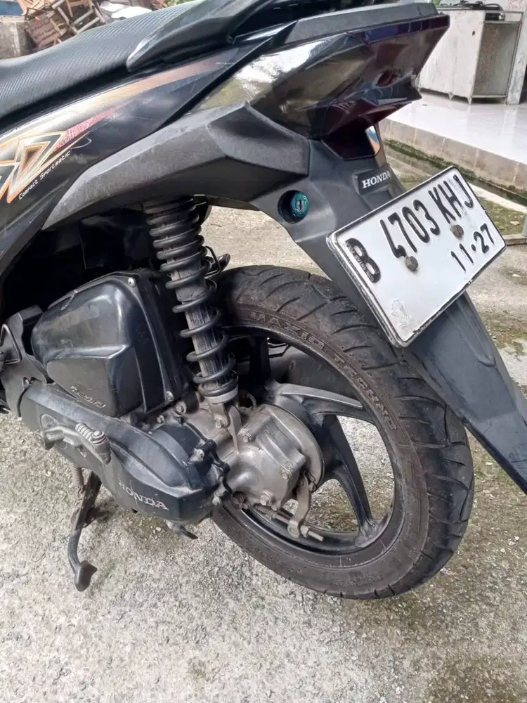 JUAL HONDA BEAT FI 2013