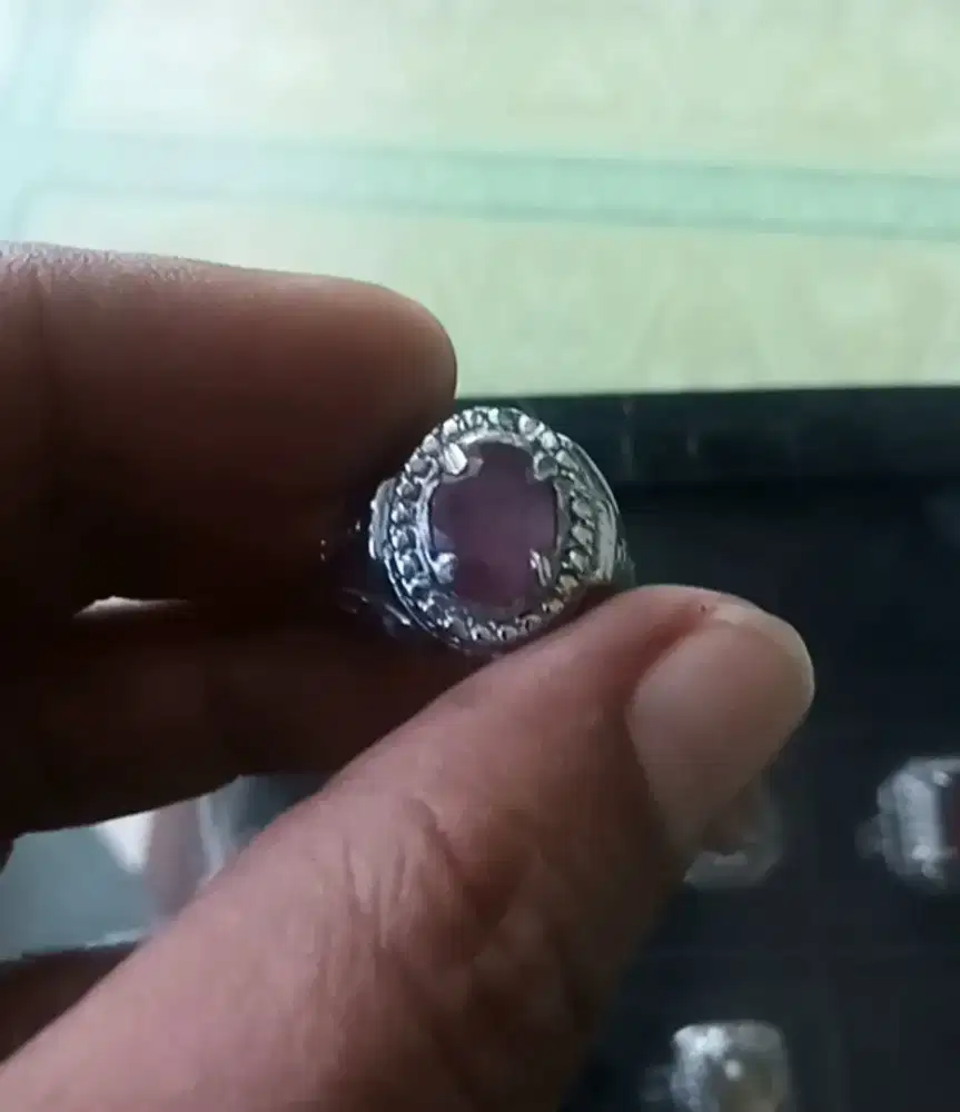 Batu cincin asli ruby mozambik
