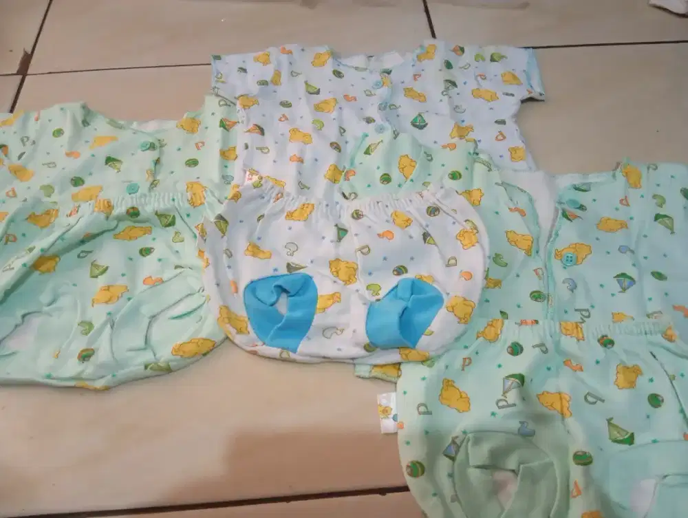 Baju bayi 3 stel