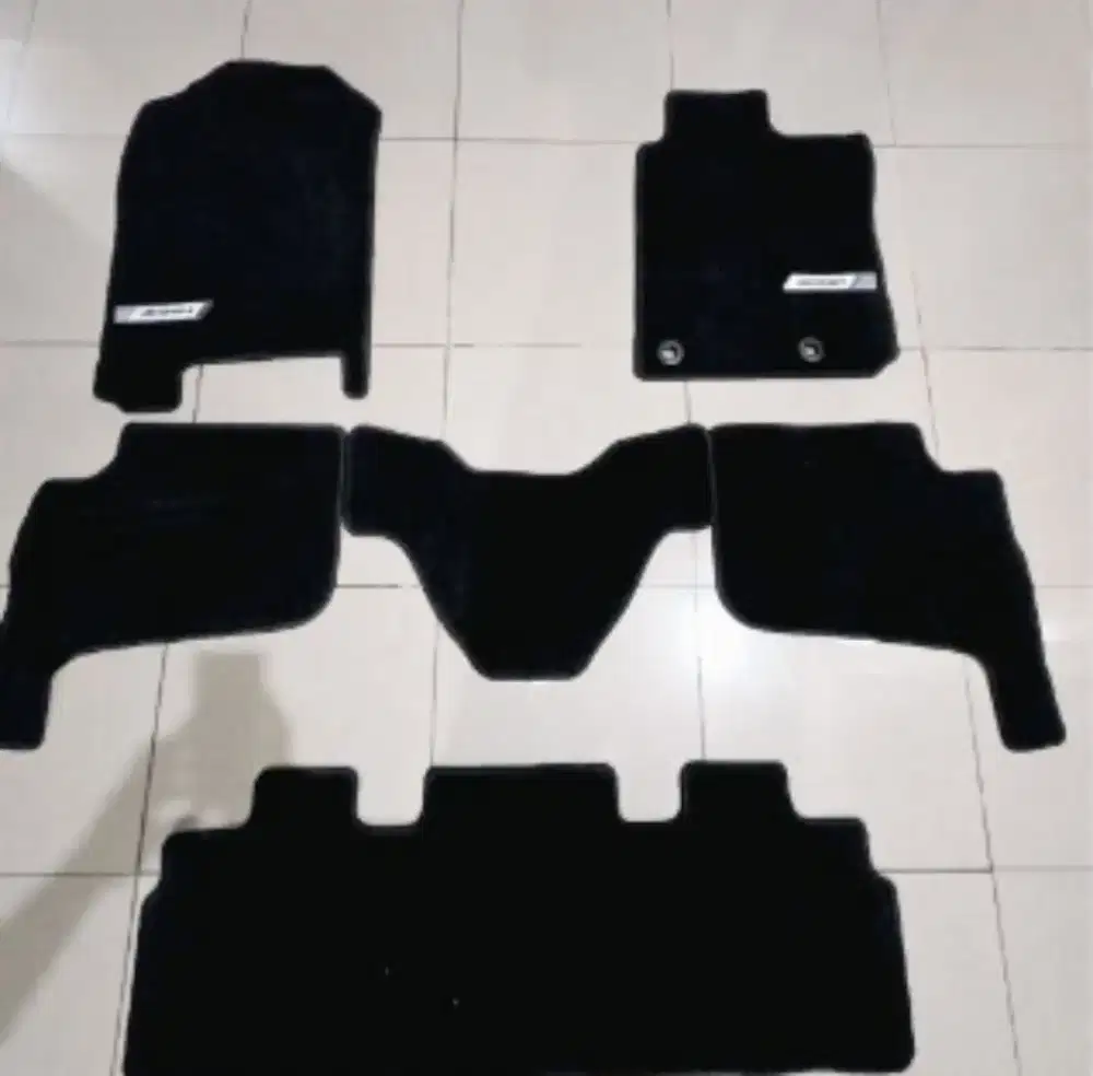 Karpet mobil avanza