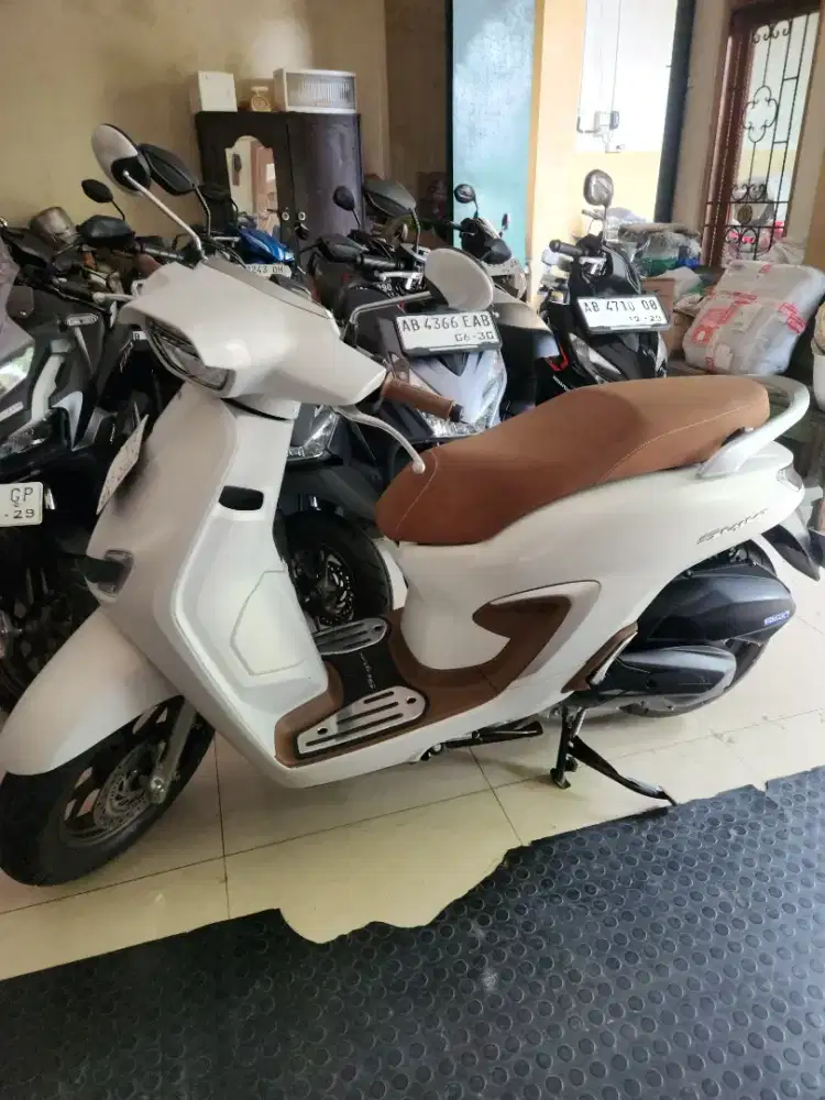 Stylo putih abs 2025 gbm