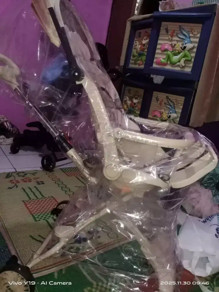 Dijual stroller anak masih baru baru beli