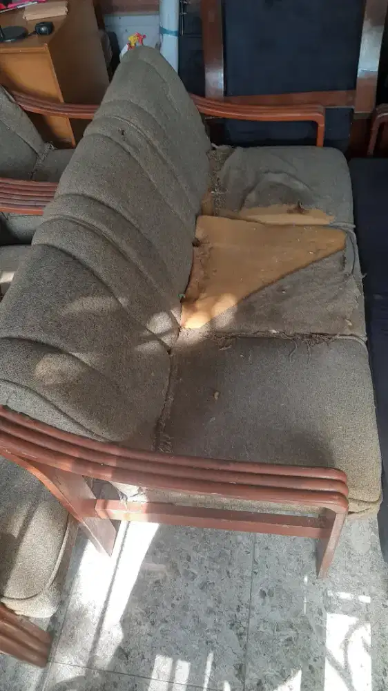 Kursi tamu bahan jati asli