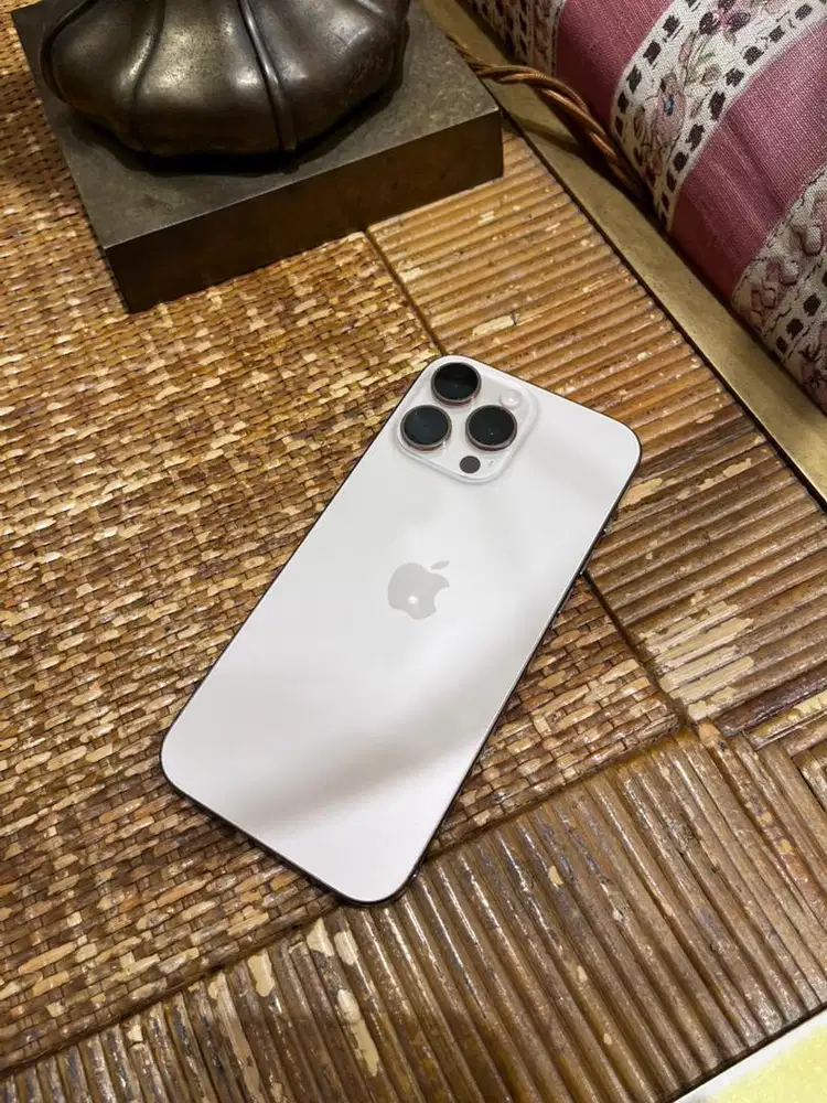 Dijual Iphone 16 Pro max 256GB Fullset Mulus