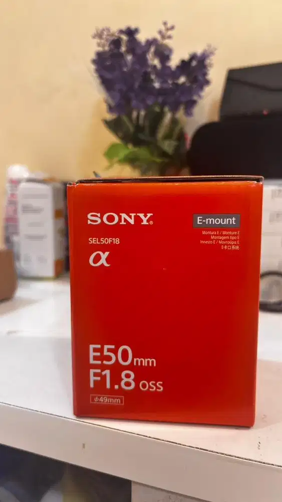 Lensa Sony E 50mm F1.8 oss