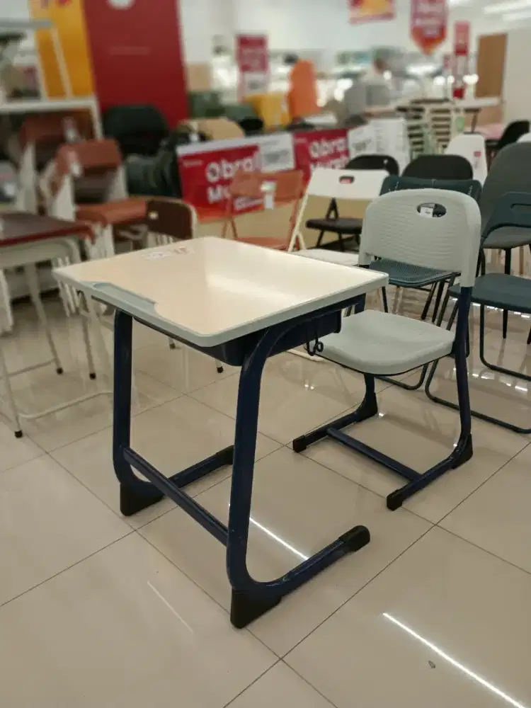 Bangku sekolah set