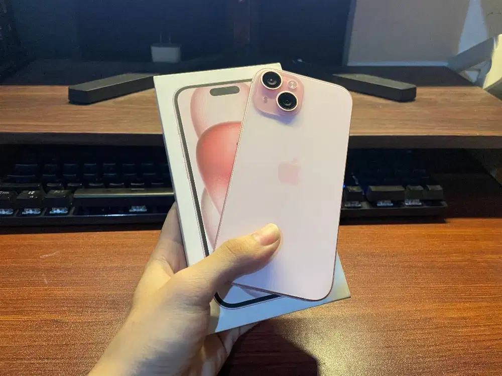 IPHONE 15 PINK 128 GB RESMI IBOX SECOND