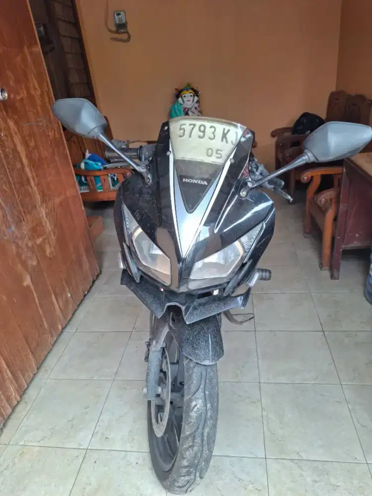 DIJUAL CEPAT CBR 150