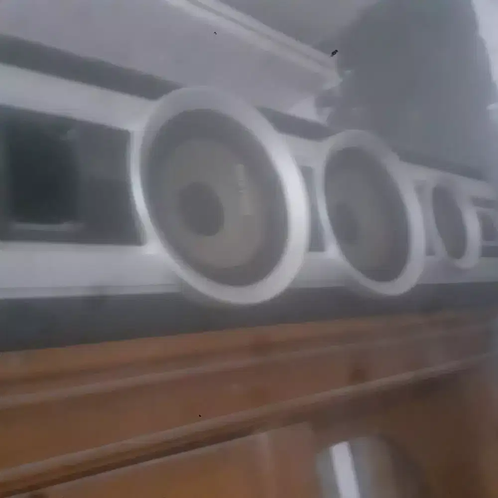 Speaker aktif polytron jumbo