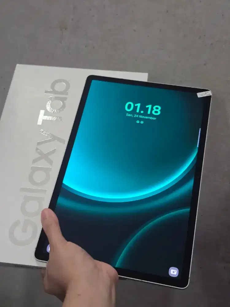 Second Samsung Tab S9 Fe Plus 5G 12/256Gb Ex Display