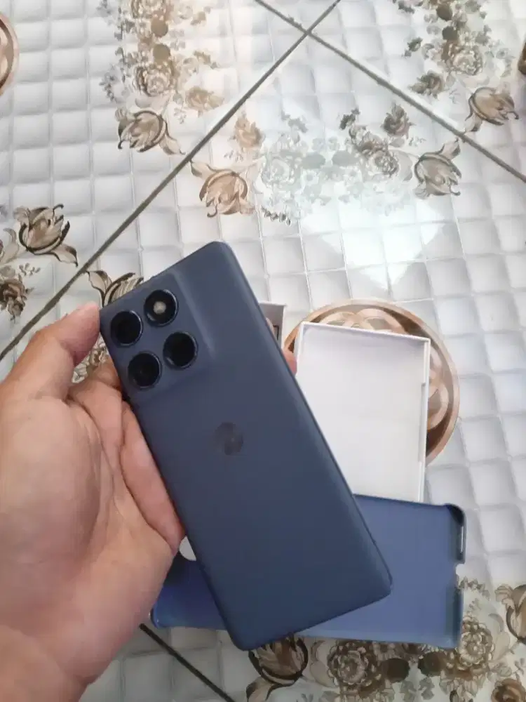 Motorola Edge 60 Fusion 12+12 / 256 Like New