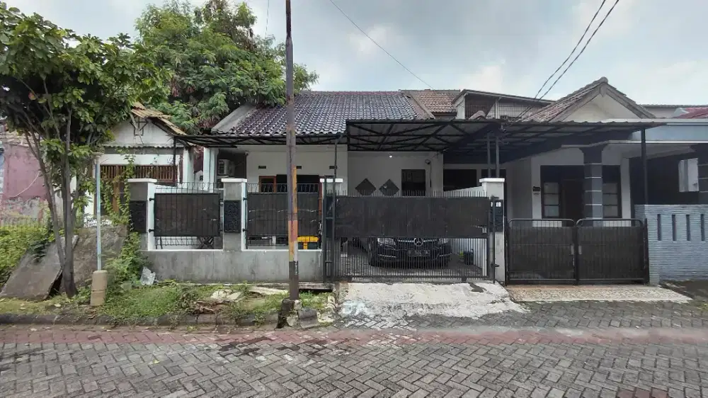 Rumah Kemang Pratama 3 Kamar dan 1 kamar mandi. 2 lantai