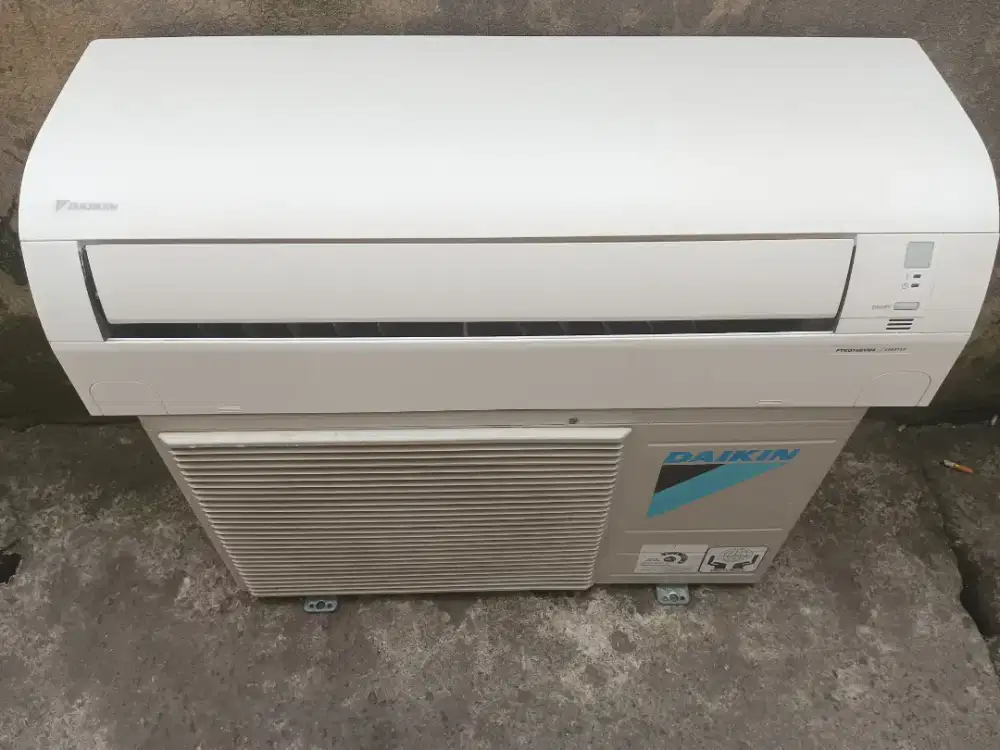AC 1 pk merk Daikin Thailand R32