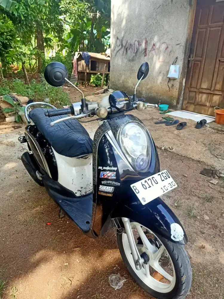 Honda Scoopy karbu