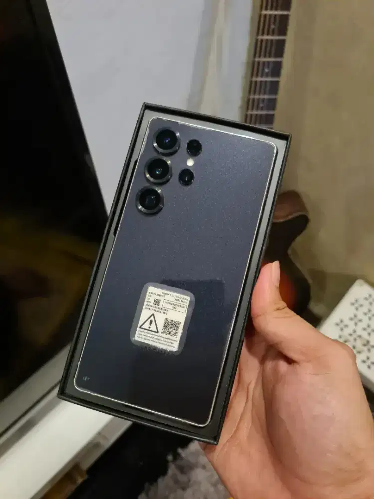 Samsung S25 Ultra 12/512GB SEIN RESMI INDONESIA GARANSI ON 2026
