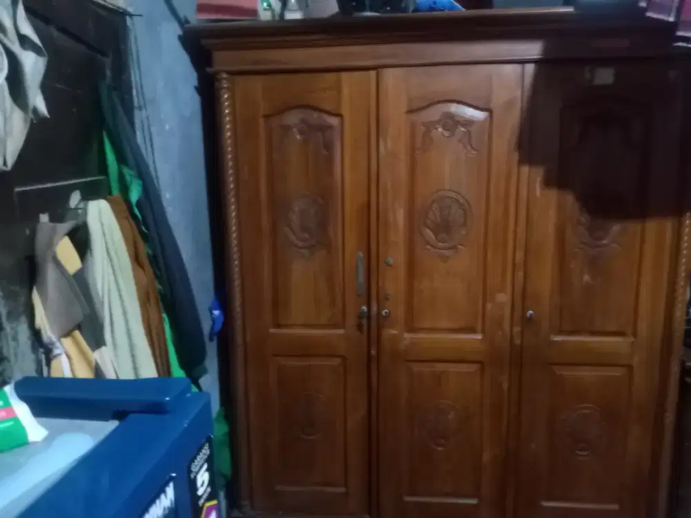 Jual lemari kayu jati dan dipan kasur