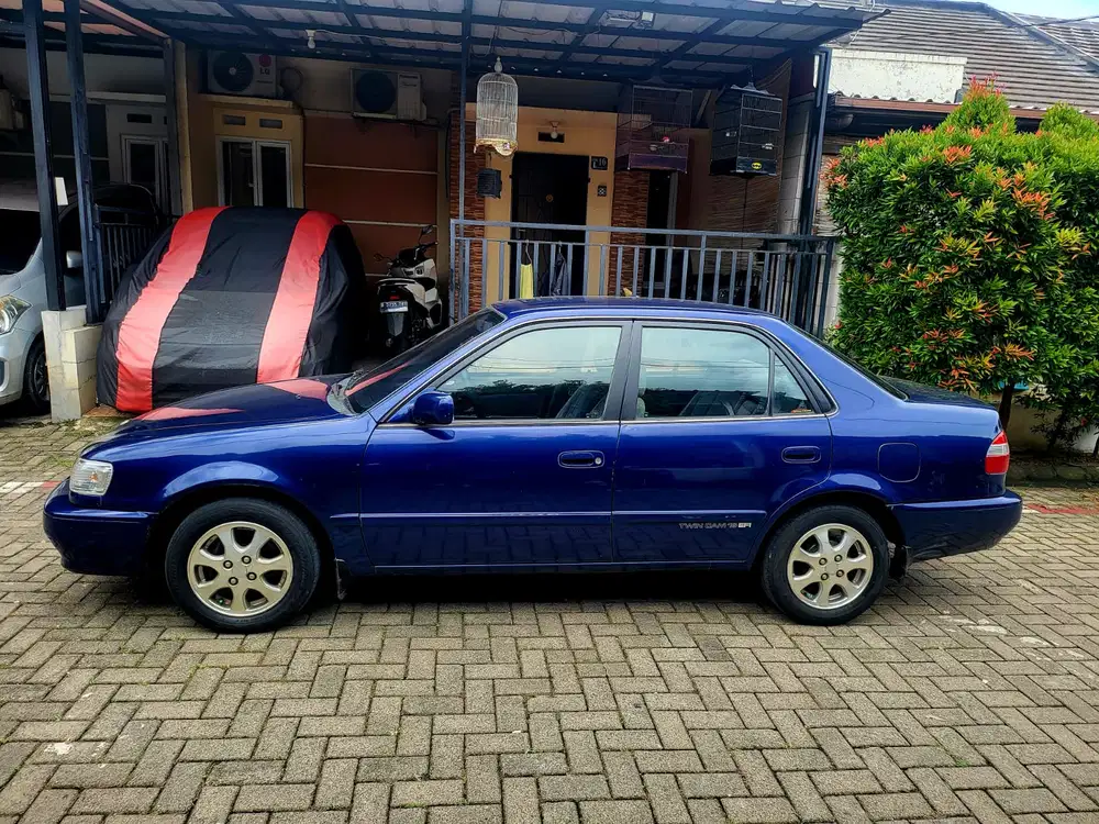 Toyota Corolla 2000 Bensin