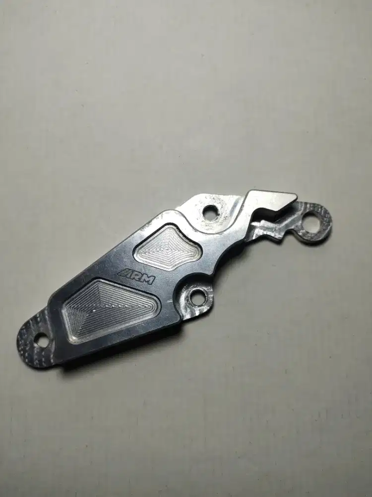 Bracket ARM kaliper standar disc 260mm 2 Piston