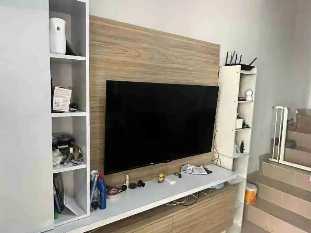 Rumah Cantik Siap Huni Semi Furnished  Harga & Lokasi Super Terbaik