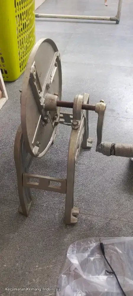 Alat pemotong keripik