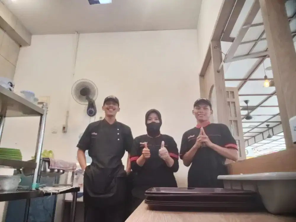 Membutuhkan cook/cook helper masakan chinese food