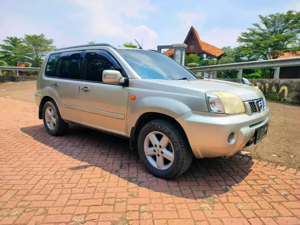 Nissan Xtrail t30 matic th2006 siap gass
