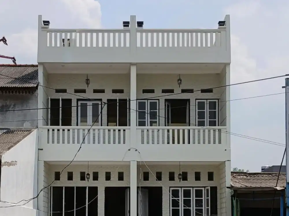 Ruko Kembar Dijual di Cirendeu Raya, Strategis, dekat sekolah Lab School & Al Fath