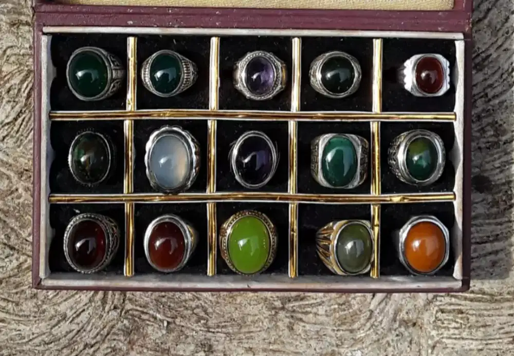 Borongan aneka cincin batu akik