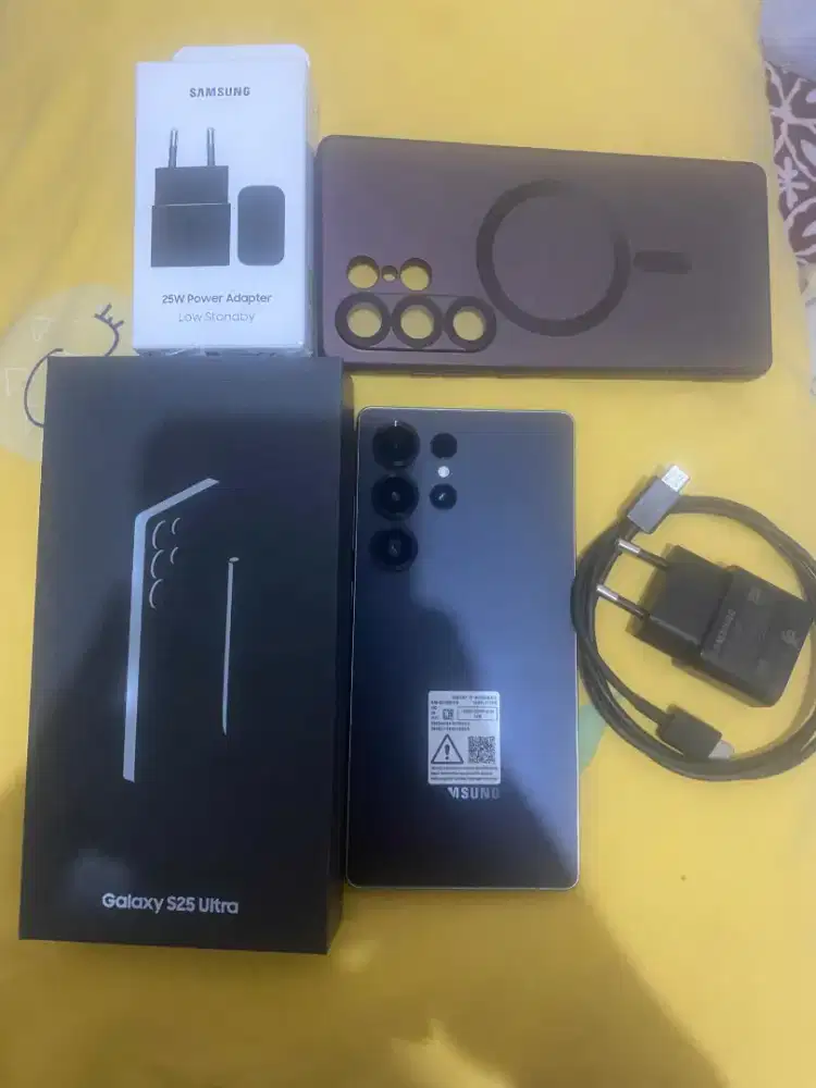 DIJUAL HP SAMSUNG S25 ULTRA 5G,12/512GB TITANIUM BLACK