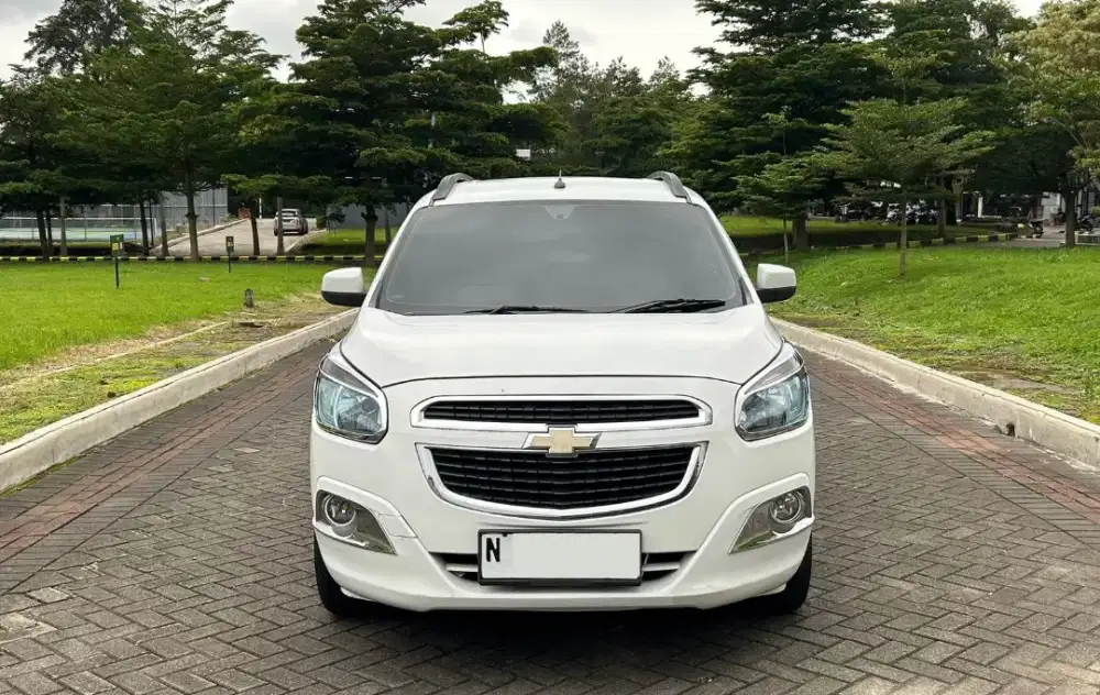 Chevrolet Spin Bensin LTZ 1.5 Matic, Istimewa